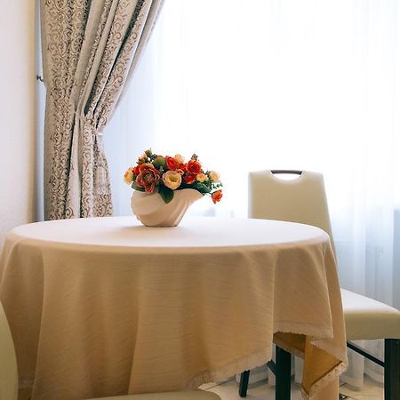 סומי Vip Apartmen מראה חיצוני תמונה