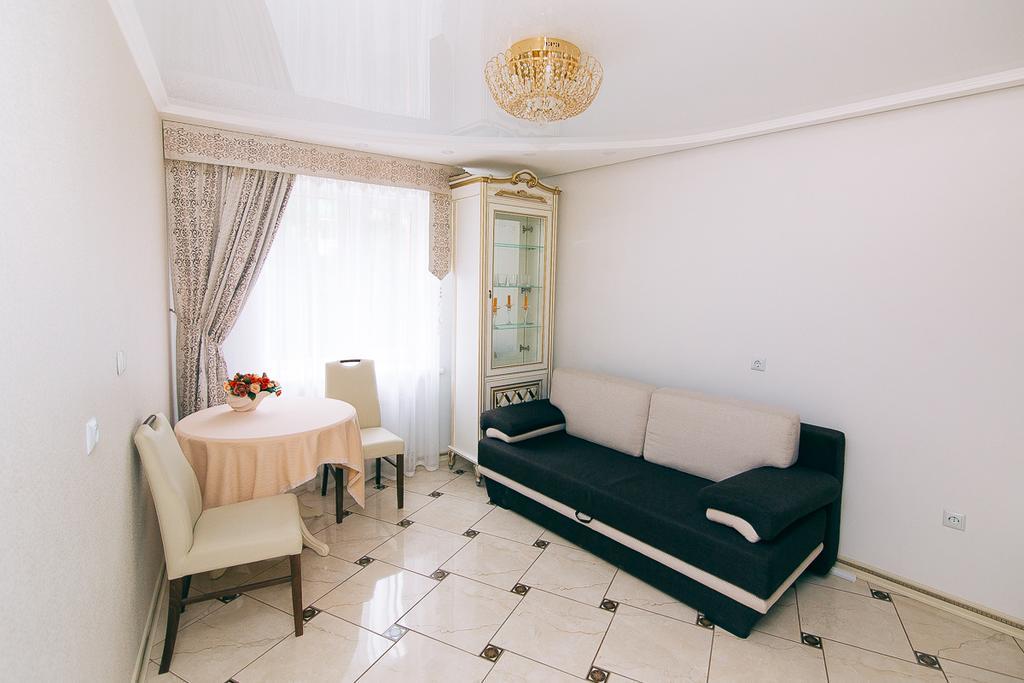 סומי Vip Apartmen מראה חיצוני תמונה